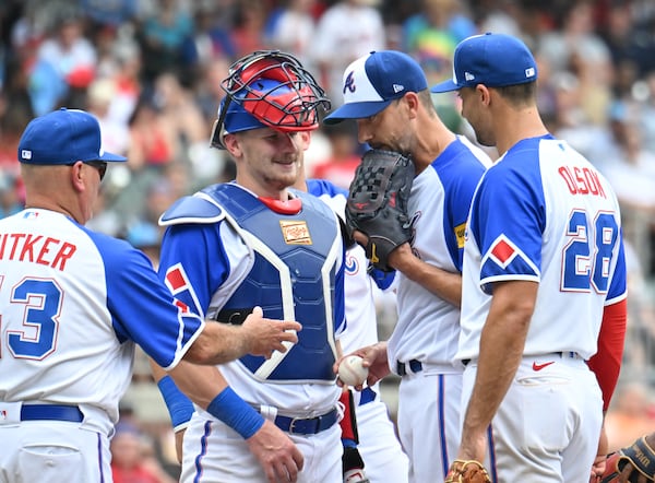 Atlanta Braves' starting pitcher Charlie Morton (50) is relieved during the sixth inning at Truist Park, Saturday, July 1, 2023, in Atlanta. (Hyosub Shin / Hyosub.Shin@ajc.com)