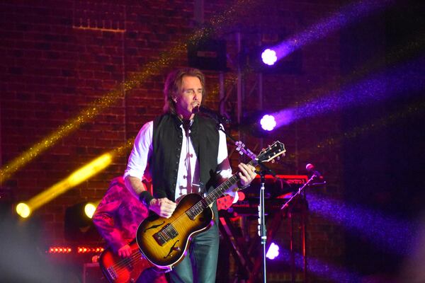 Rick Springfield closes out the 2022 concert season of the Stockbridge Amphitheater.