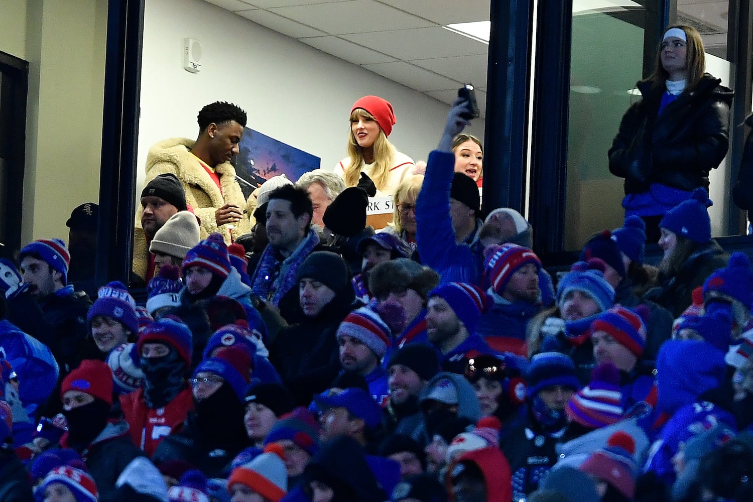 Taylor swift at Chiefs games