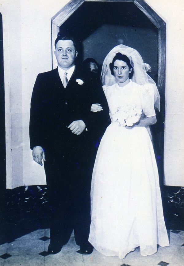 Dora and Maurice Sowell on their wedding day in 1940 in Buenos Aires.CONTRIBUTED