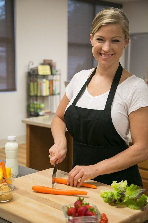 Joy Goetz, a dietitian at the Atlanta Community Food Bank, says a few modifications in some recipes, including chicken wings, can make them lower calorie but no less delicious. Another tip from Goetz: drink plenty of water. CONTRIBUTED BY ALLISON YOUNG / ATLANTA COMMUNITY FOOD BANK