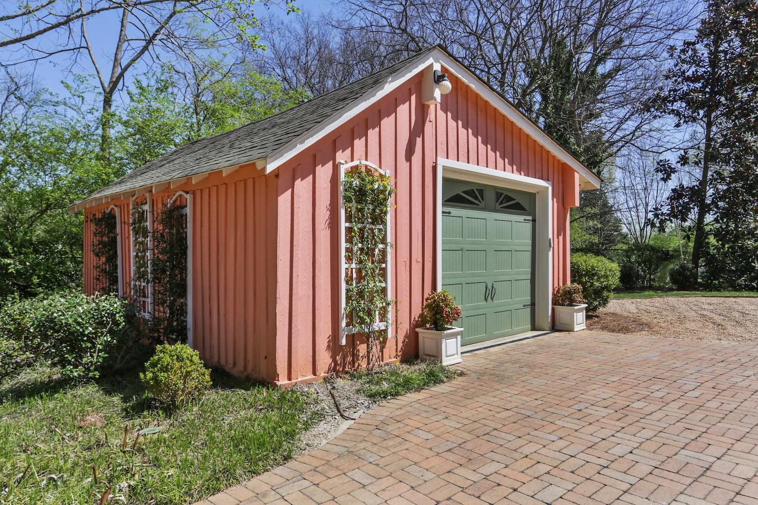 Photos: The oldest house in Smyrna has been put on the market