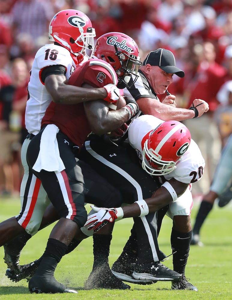 Photos: Bulldogs pull away from South Carolina