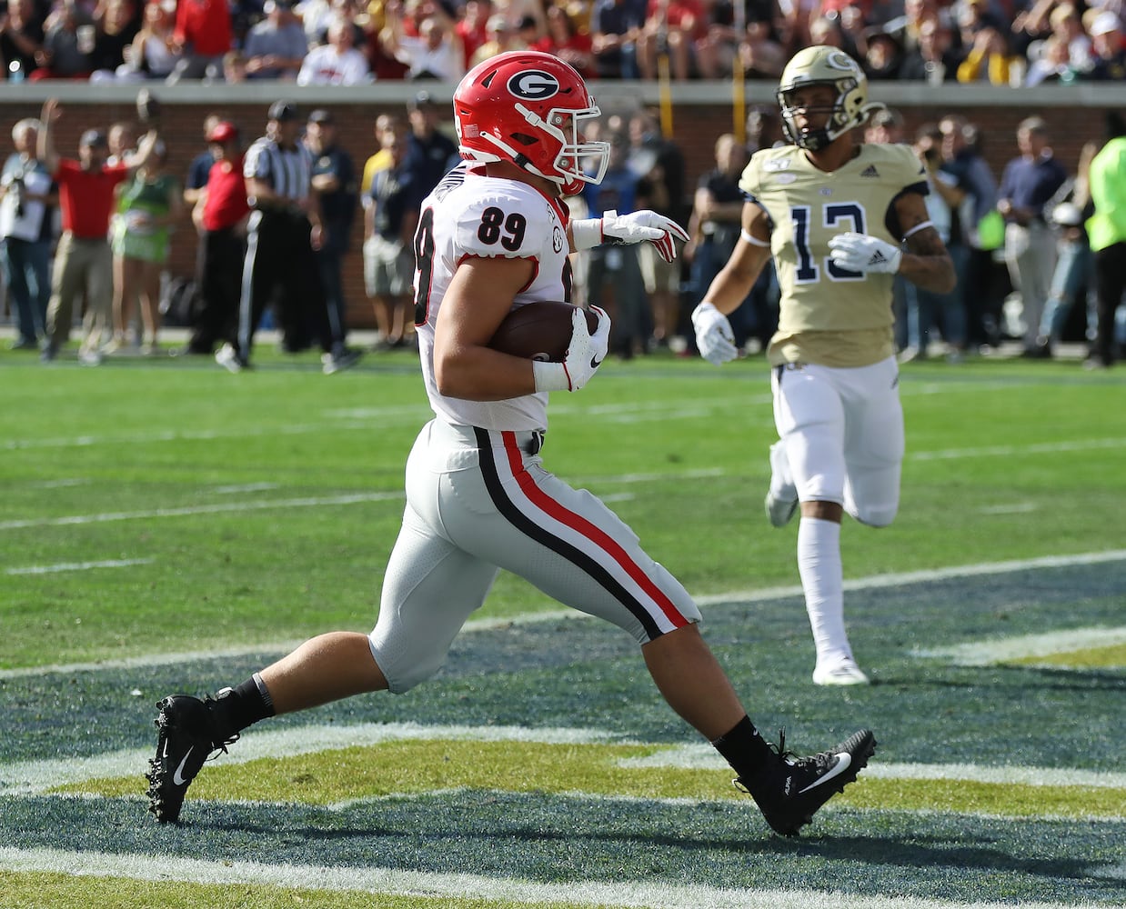 Photos: Jackets, Bulldogs square off