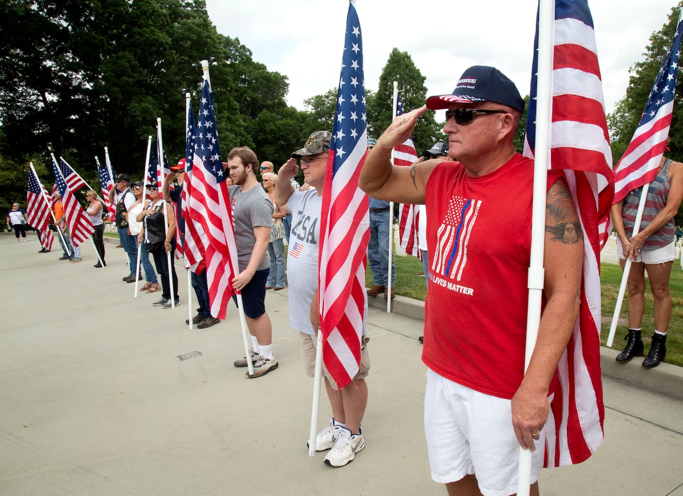 PHOTOS: Honoring war heroes on Memorial Day amid a pandemic