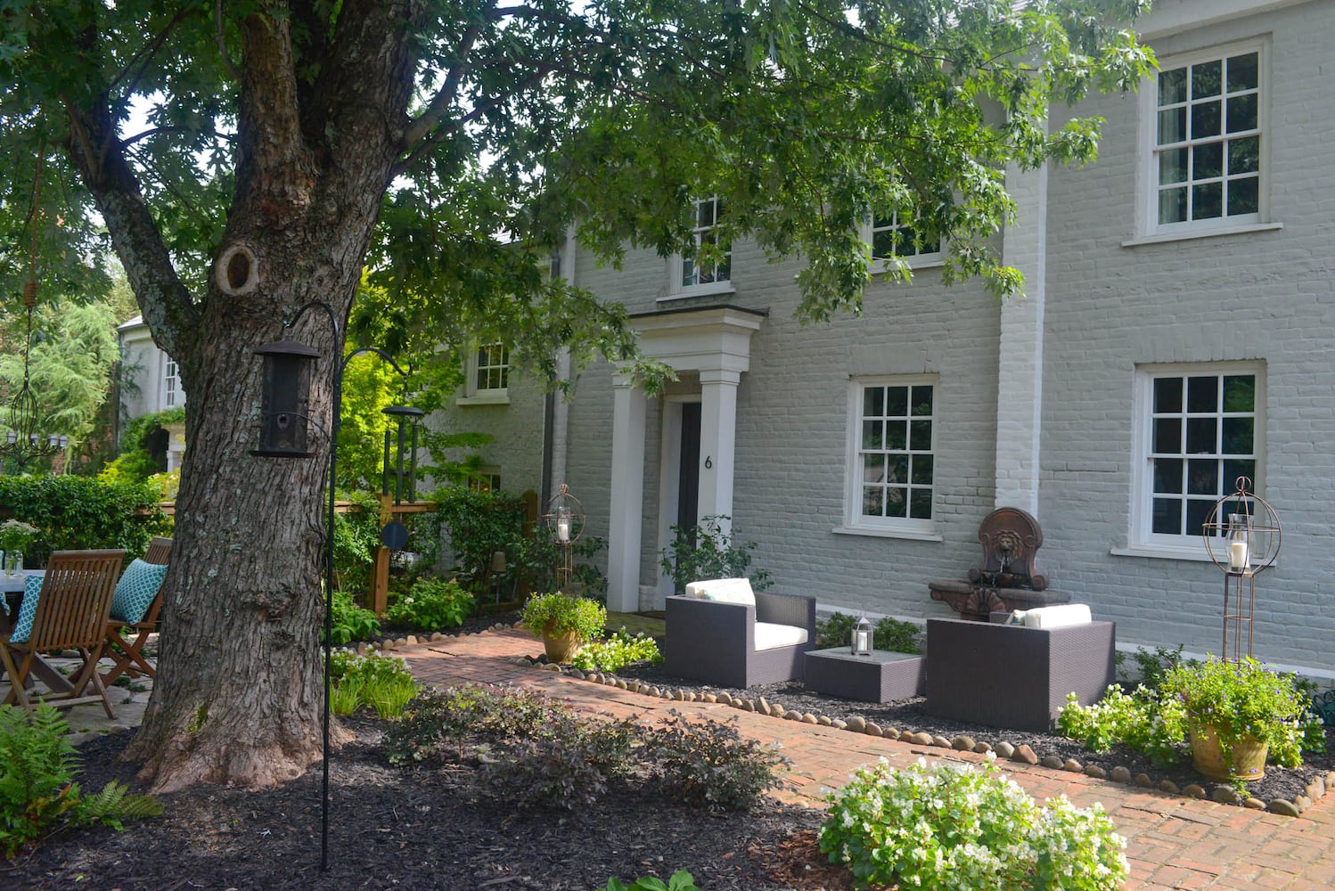 Roswell home shows off its age and improvements on tour