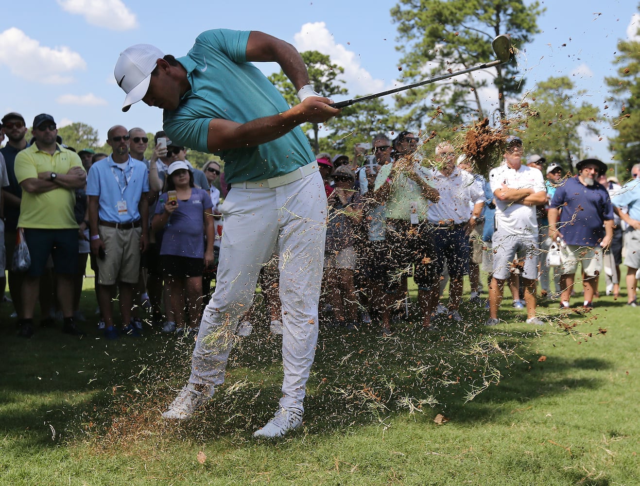 Photos: The first round of the Tour Championship