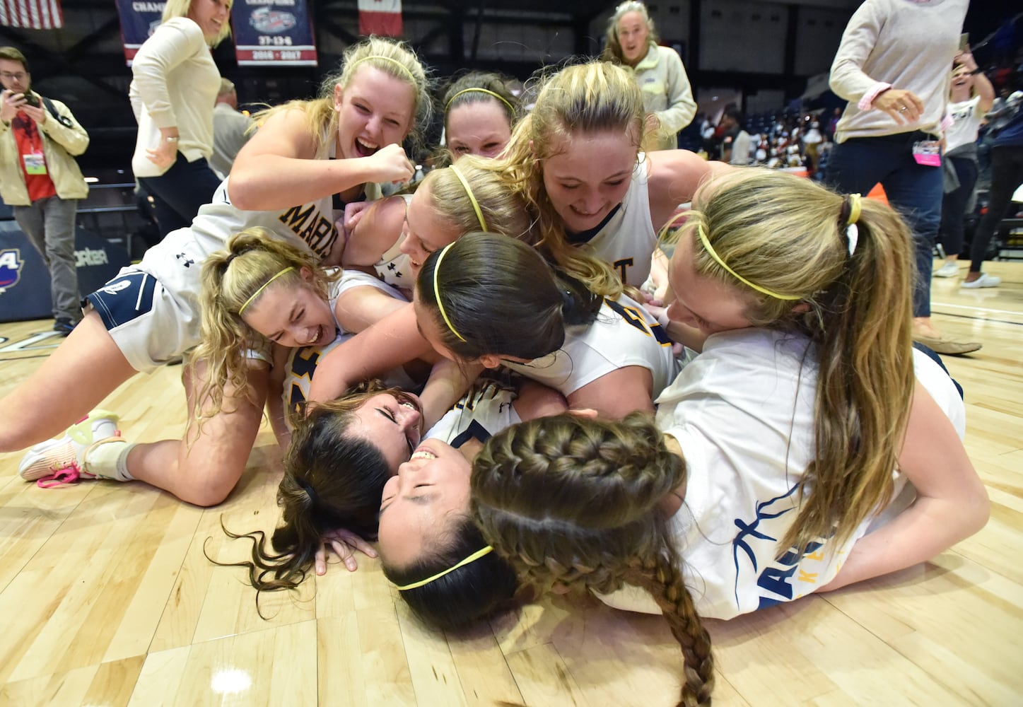 basketball finals: Luella vs. Marist girls