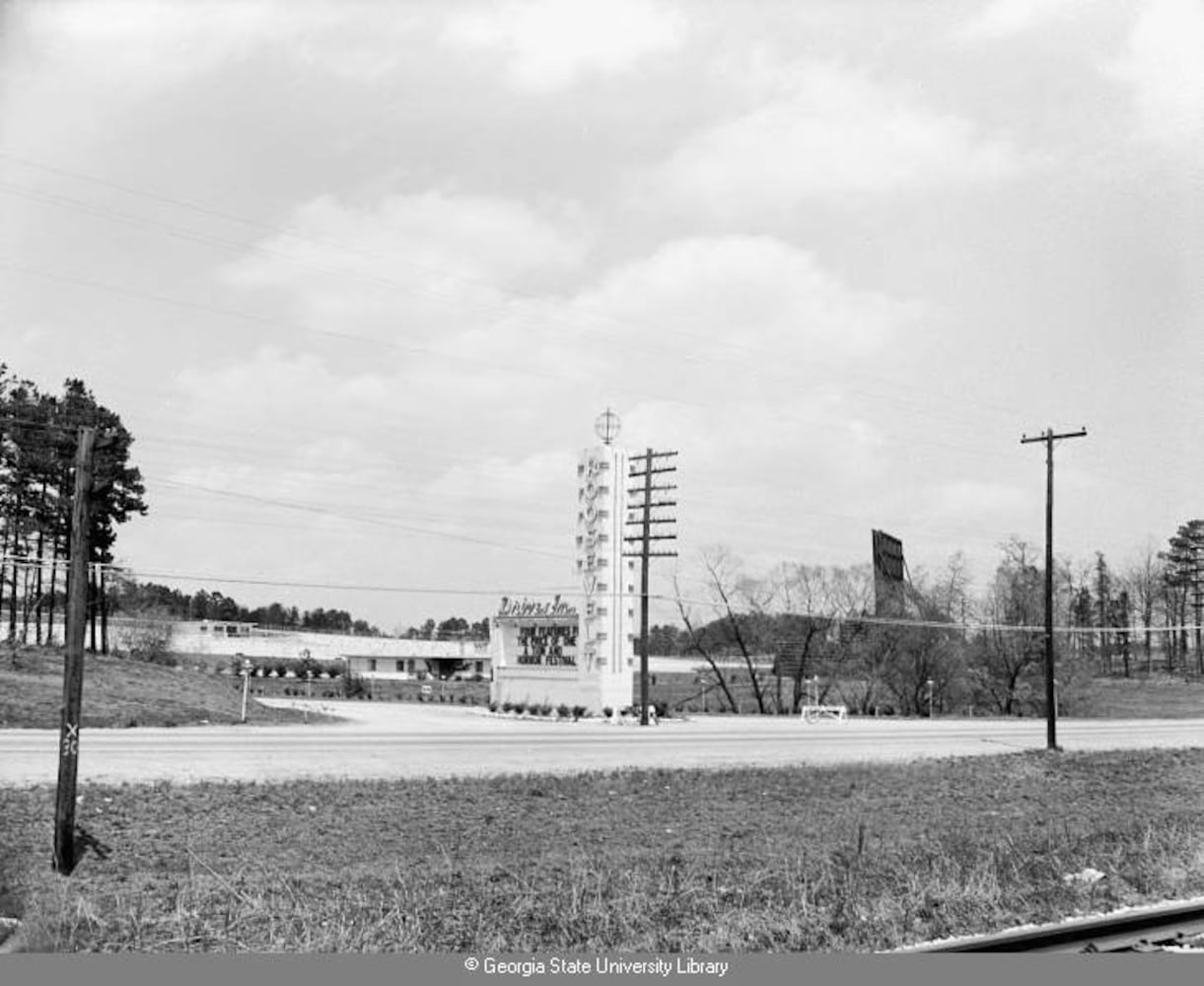 Flashback Photos: The golden age of Atlanta's drive-in theaters