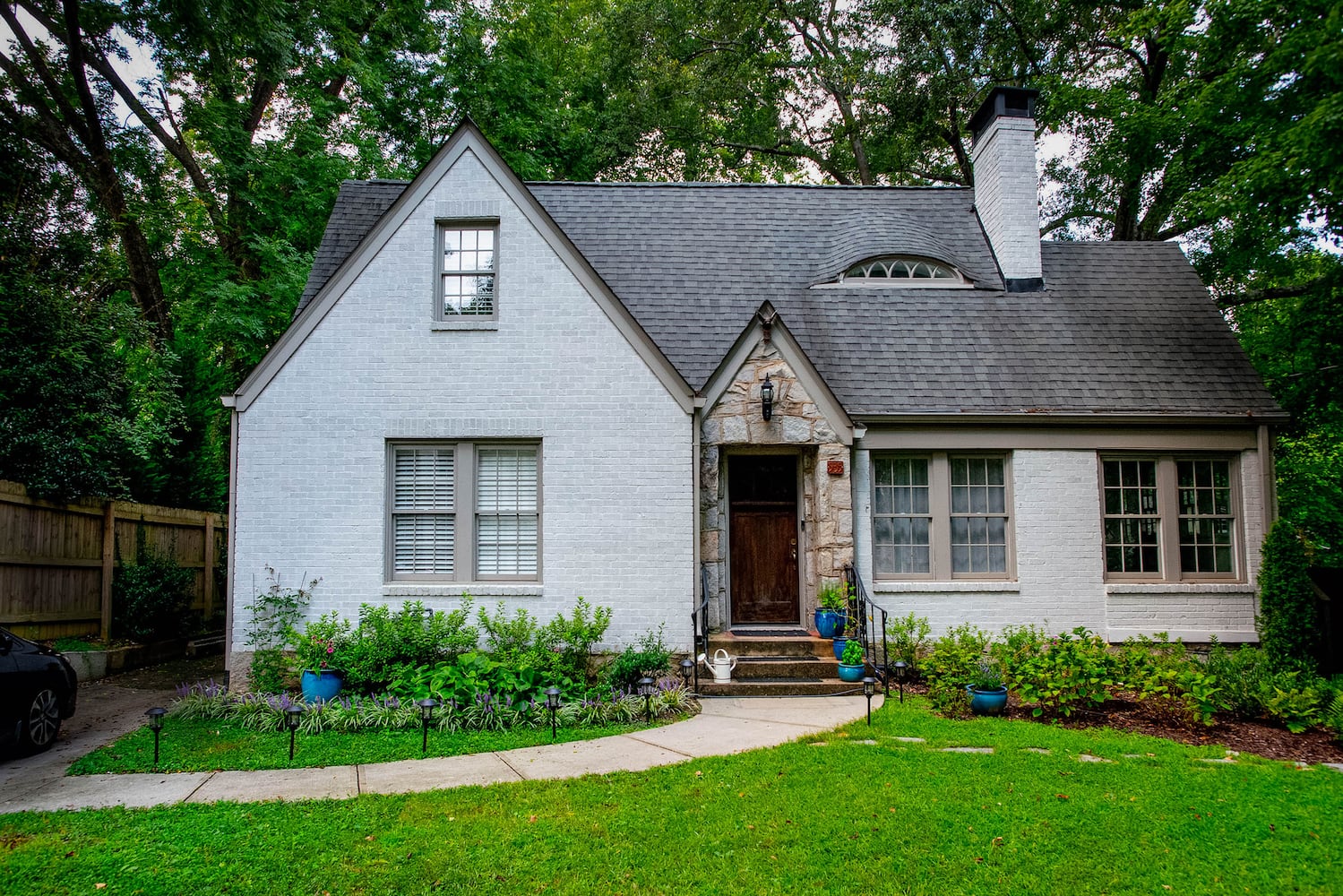 English Tudor-style home showcases Atlanta owner’s plant ‘babies’