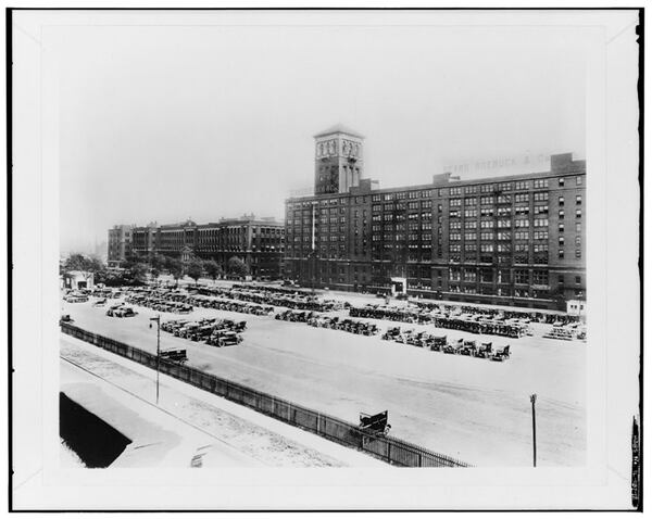 The Sears Roebuck & Company mail order plant in Chicago. (Library of Congress)