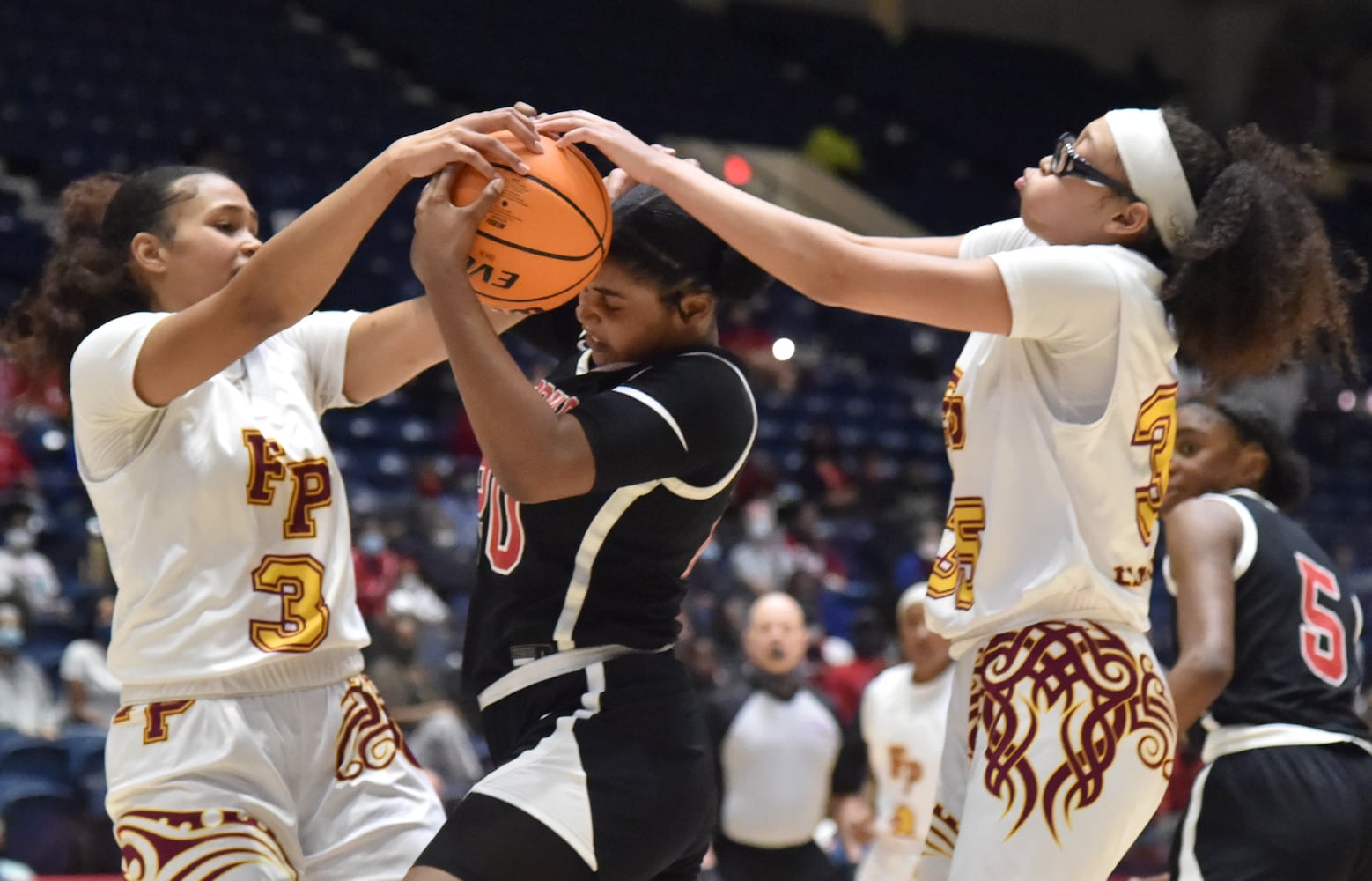 State finals coverage: Class 5A girls -- Woodward vs. Forest Park