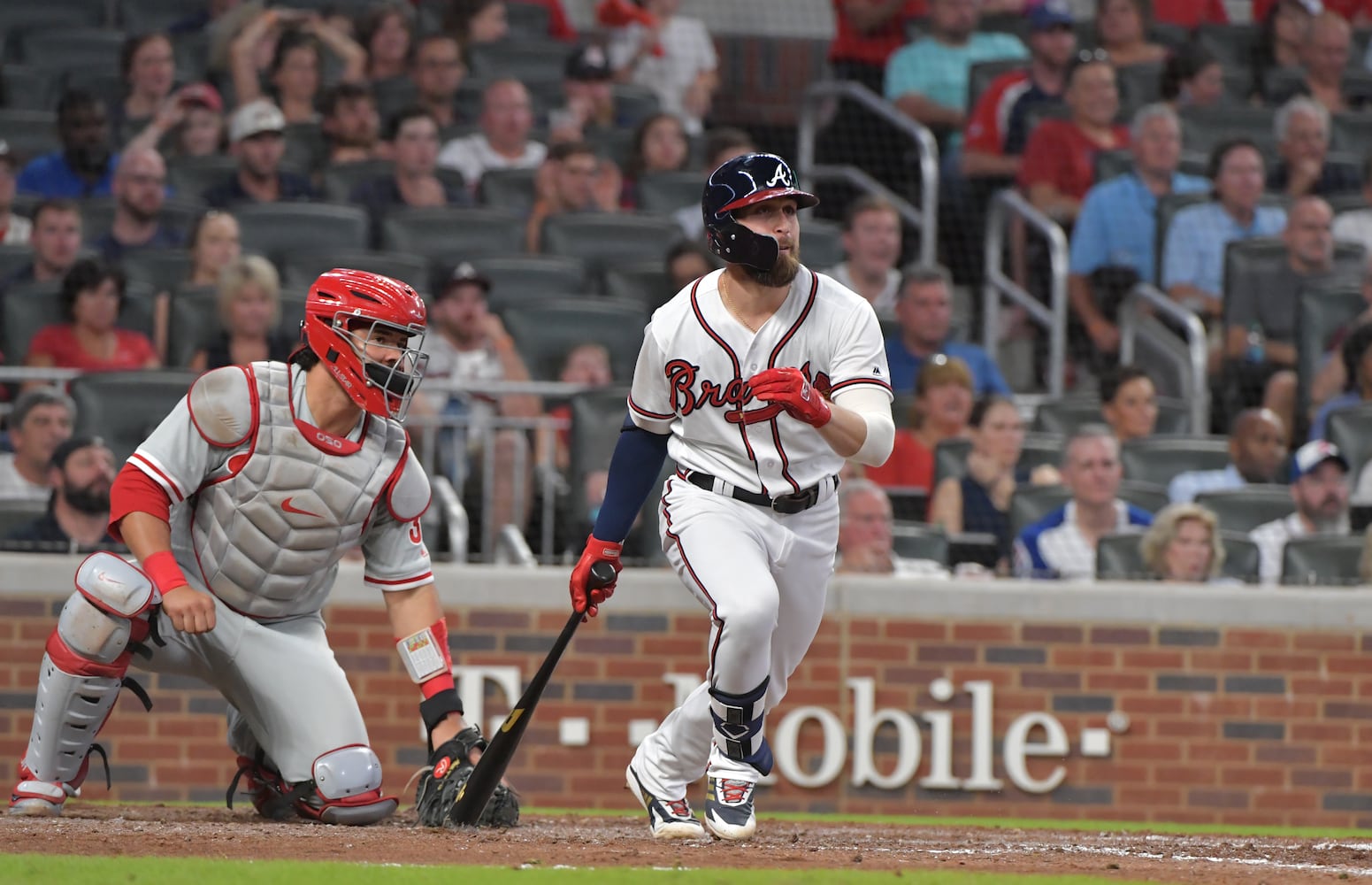 Photos: Braves rally, close in on NL East title