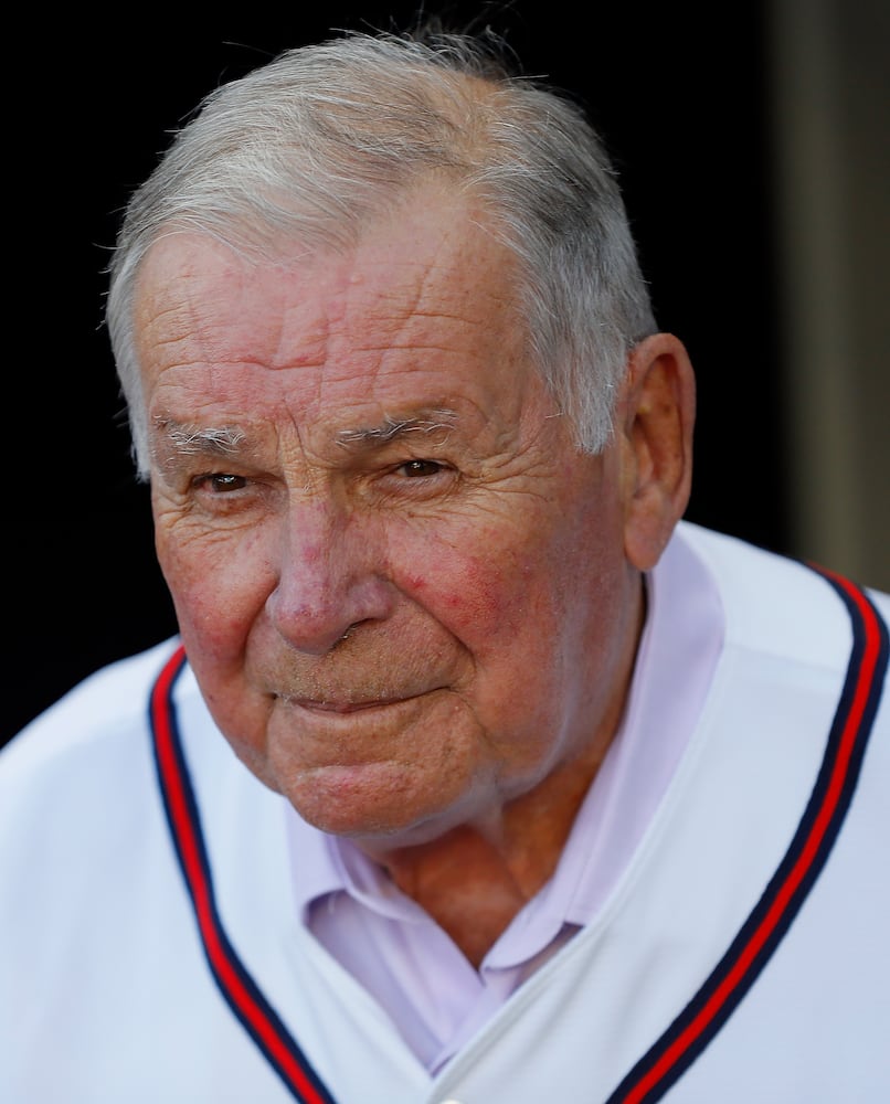 Photos: Bobby Cox attended Braves’ home opener Monday