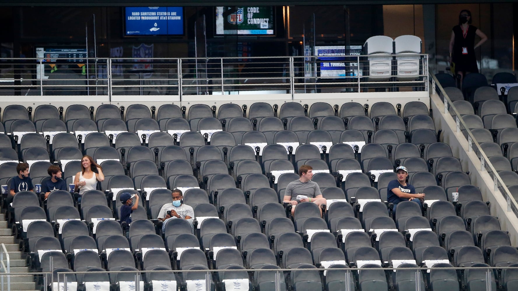 Falcons at Cowboys