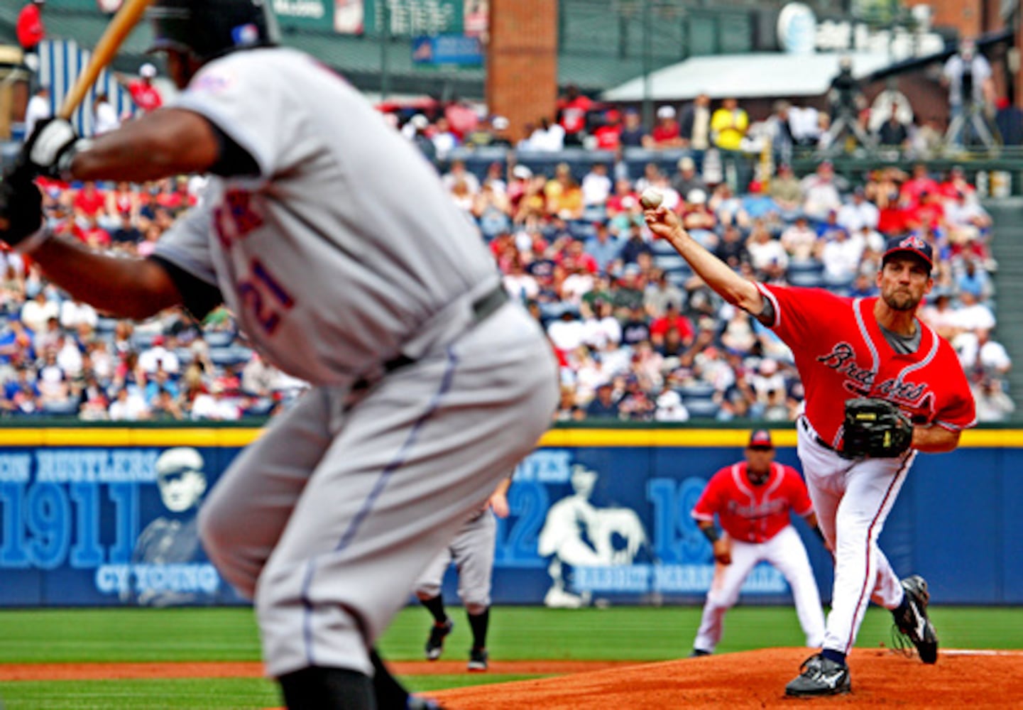 Smoltz returns to the mound