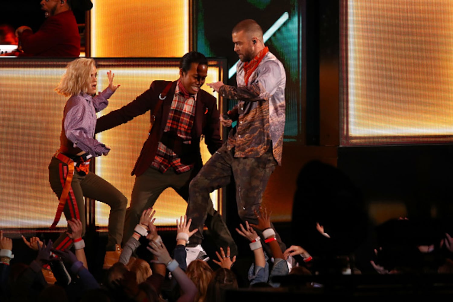 Photos: Justin Timberlake performs at Super Bowl 2018 Halftime