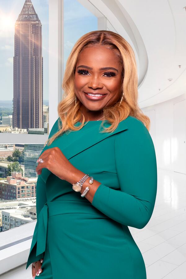 MARRIED TO MEDICINE -- Season:7 -- Pictured: Dr. Heavenly Kimes -- (Photo by: Kathy Boos/Bravo)