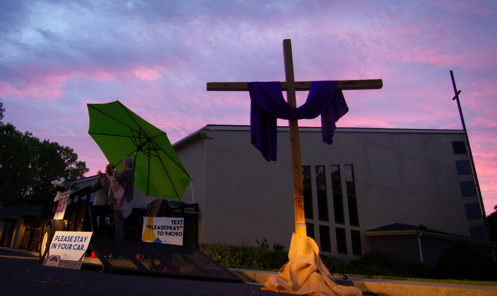 Christians celebrate Easter with drive-in service