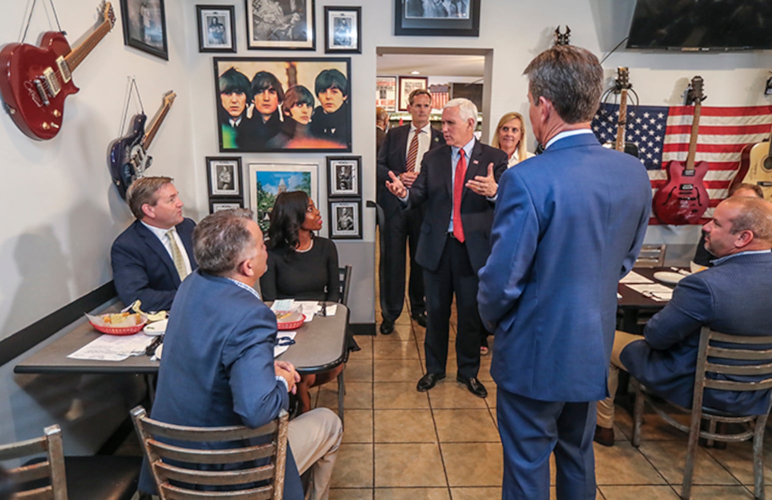 PHOTOS: Pence visits Georgia, praises state’s pandemic response