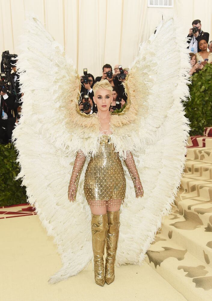 Photos: Katy Perry gets angelic at the 2018 Met Gala