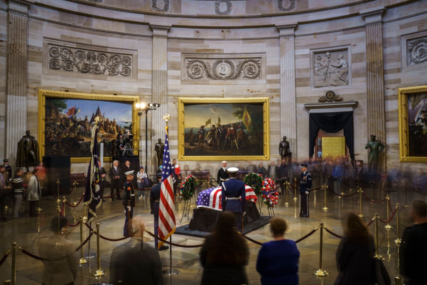 Photos: Family, friends, colleagues pay final respects to George H.W. Bush