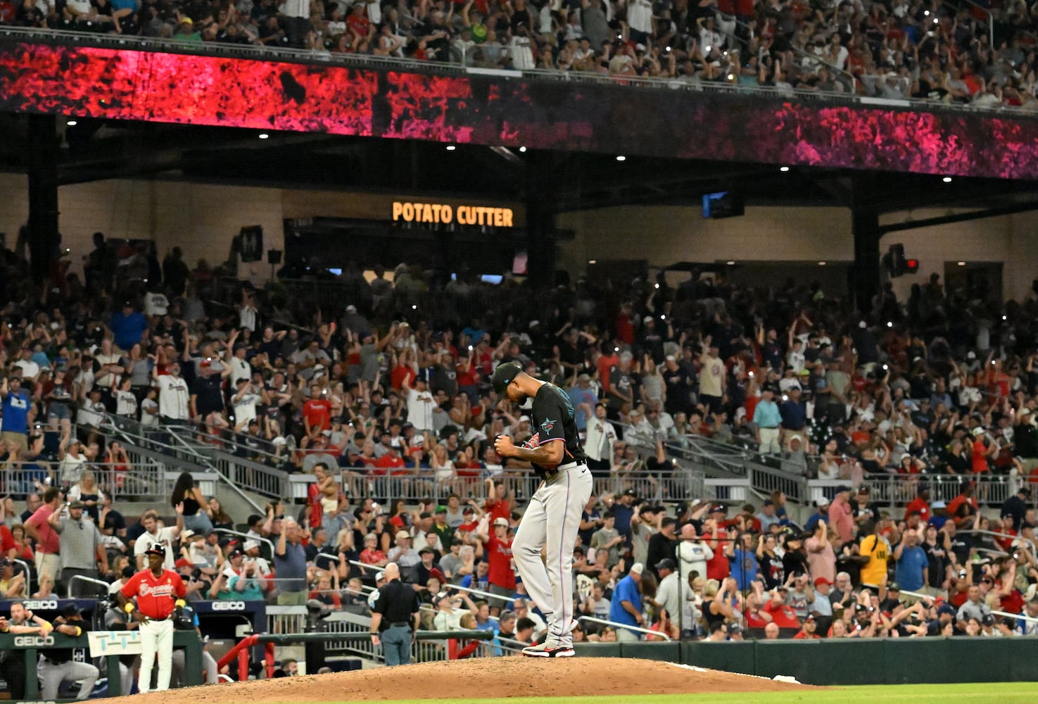 Braves-Marlins Friday