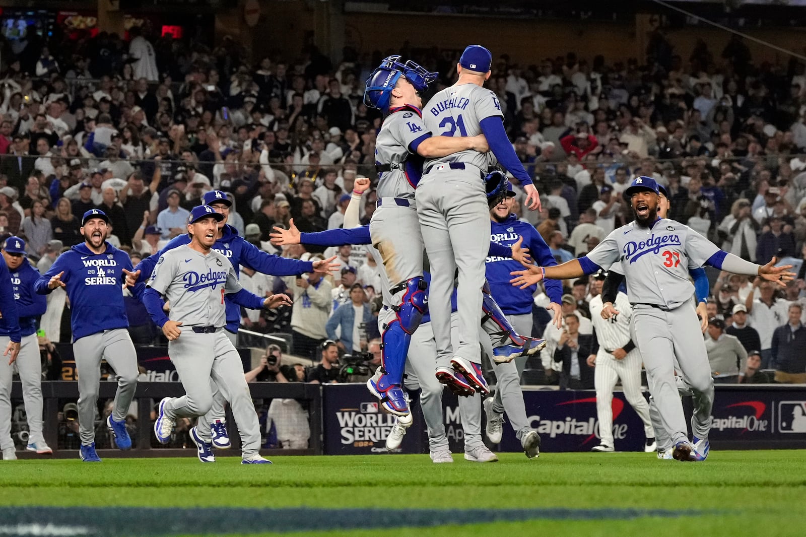 The Los Angeles Dodgers celebrate their win against the New York Yankees in Game 5 to win the baseball World Series, Wednesday, Oct. 30, 2024, in New York. (AP Photo/Godofredo A. Vásquez)