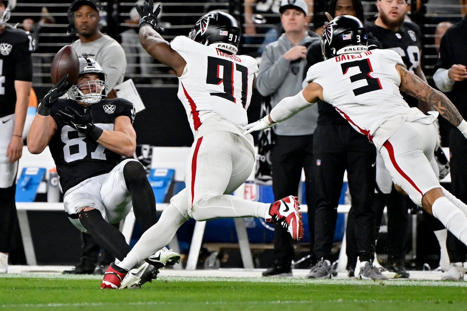 Falcons Raiders Football