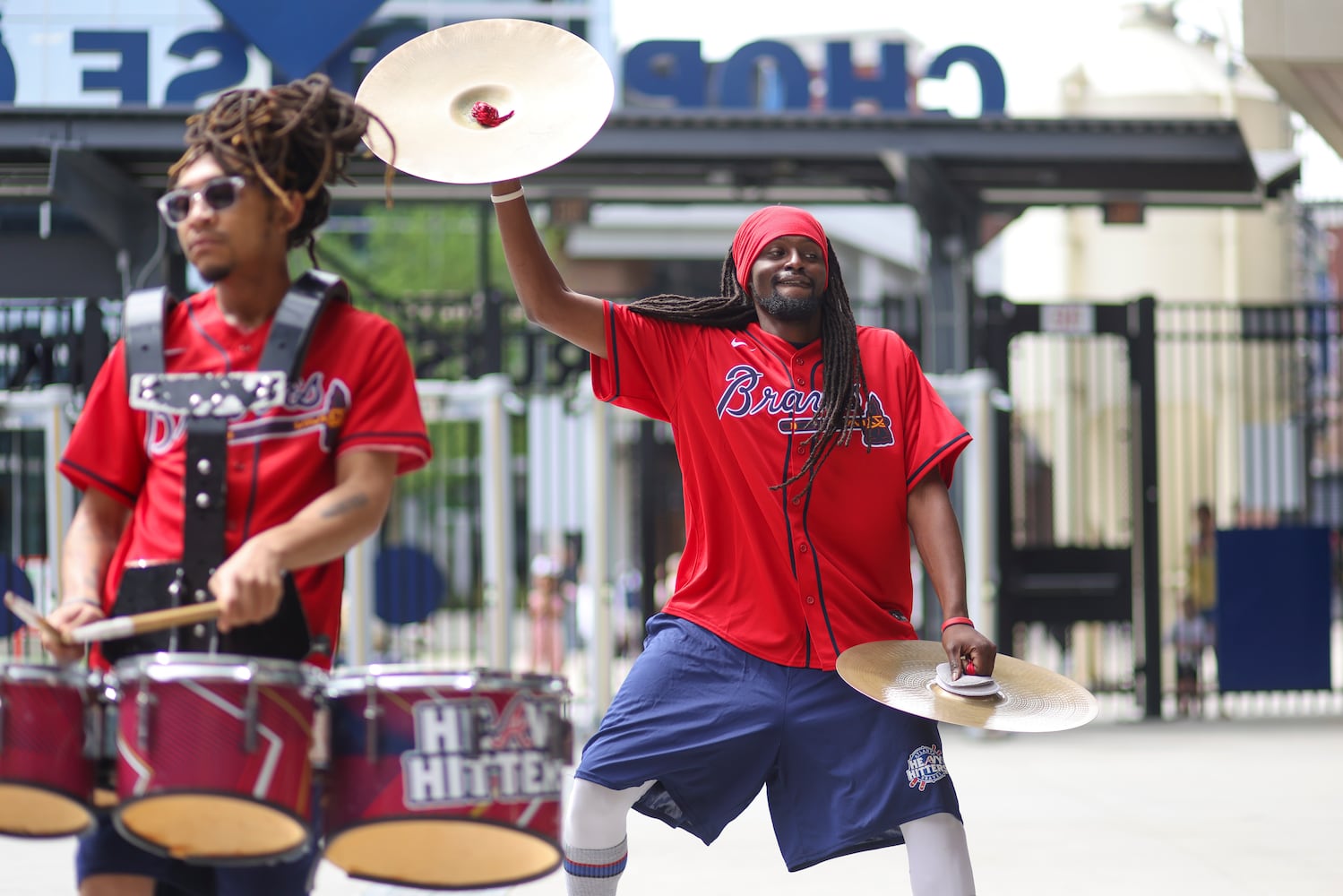 032923 BRAVES TOUR PHOTO