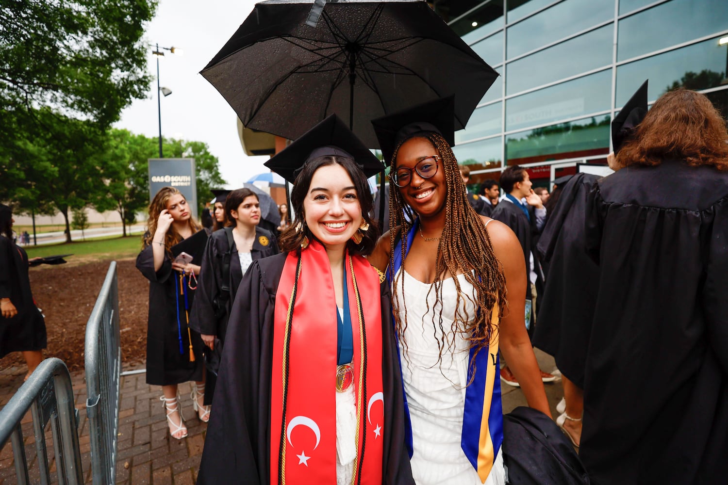 Emory hopes to avoid protests at commencement