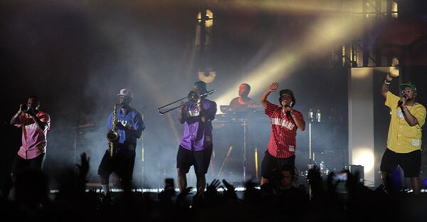  Bruno Mars brings the party to Music Midtown on Sept. 16, 2017. (Akili-Casundria Ramsess/Eye of Ramsess Media)