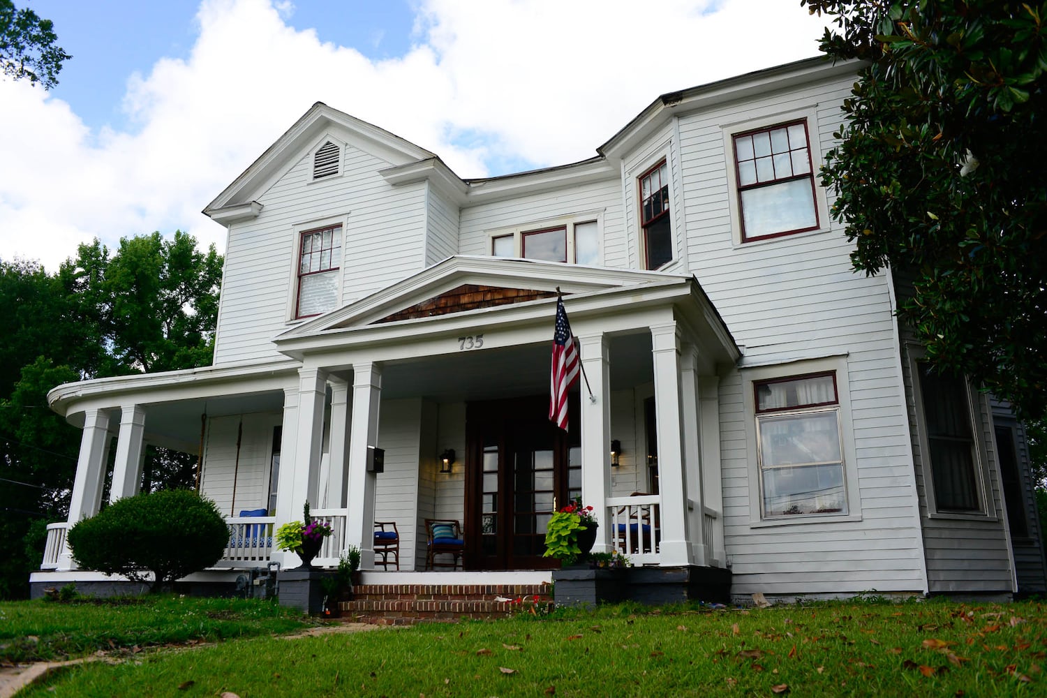 Photos: Transitional take on century-old Queen Anne in historic West End