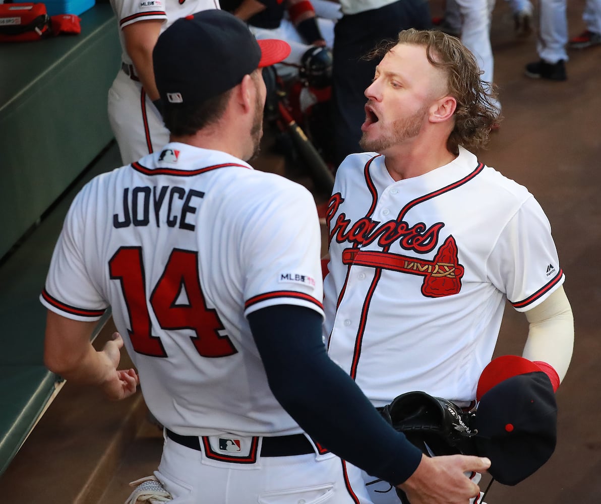 Photos: Braves open home series with Phillies