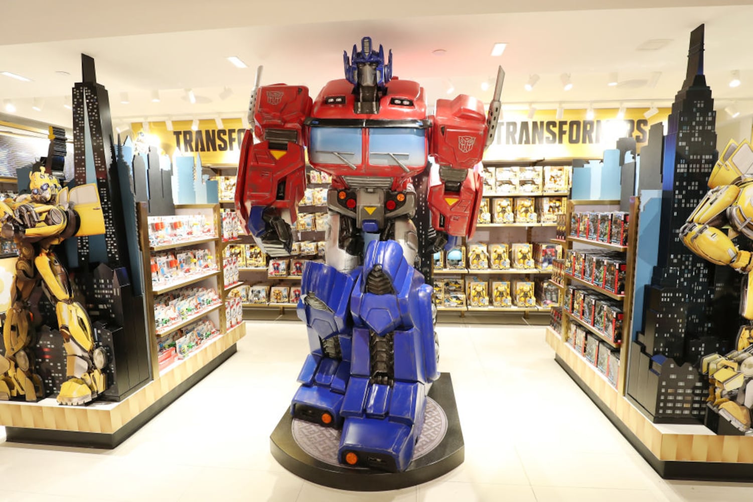 Photos: New FAO Schwarz toy store opens at 30 Rockefeller Plaza