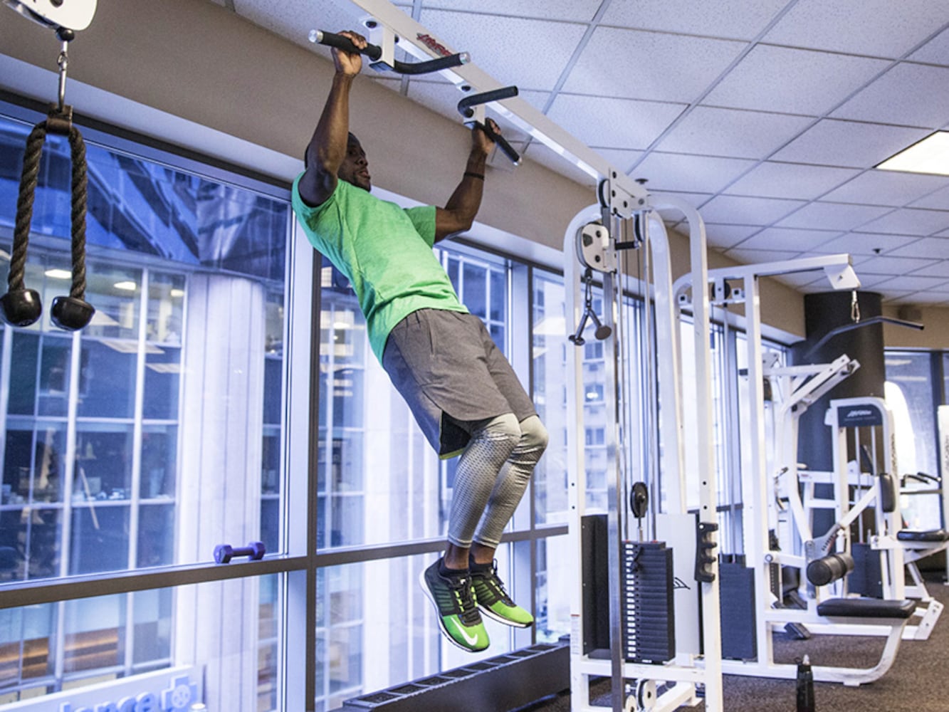 Kevin Hart trains like a beast