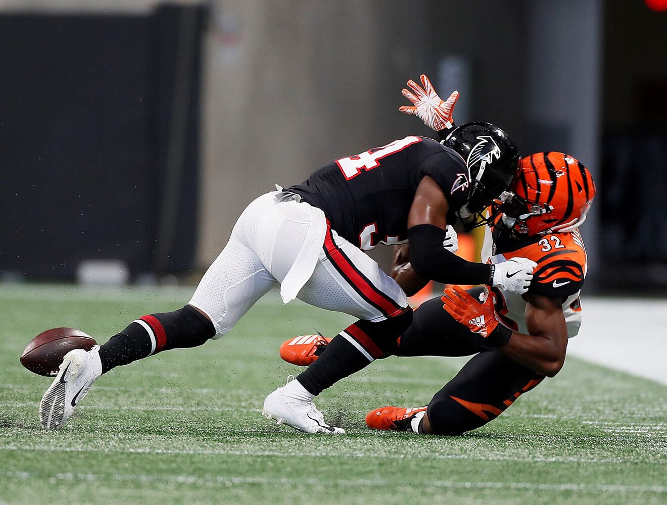 Photos: Falcons fall to Bengals in final seconds