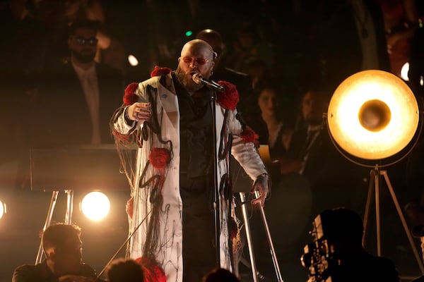 Teddy Swims performs "Lose Control" during the 67th annual Grammy Awards on Sunday, Feb. 2, 2025, in Los Angeles. (AP Photo/Chris Pizzello)