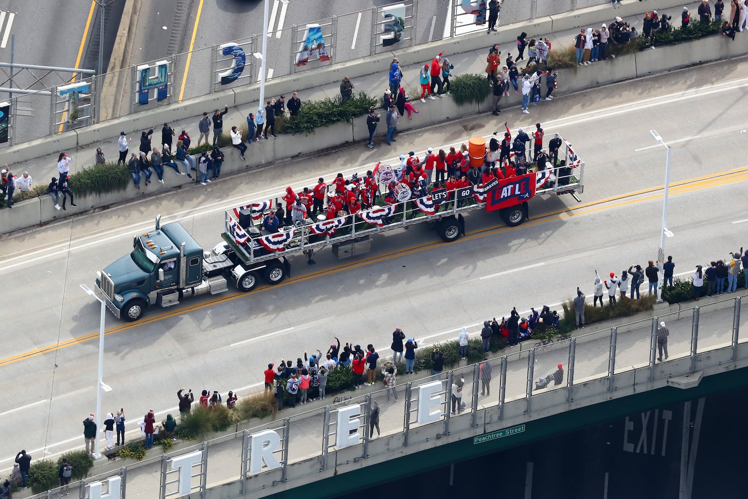 Braves baseball parade