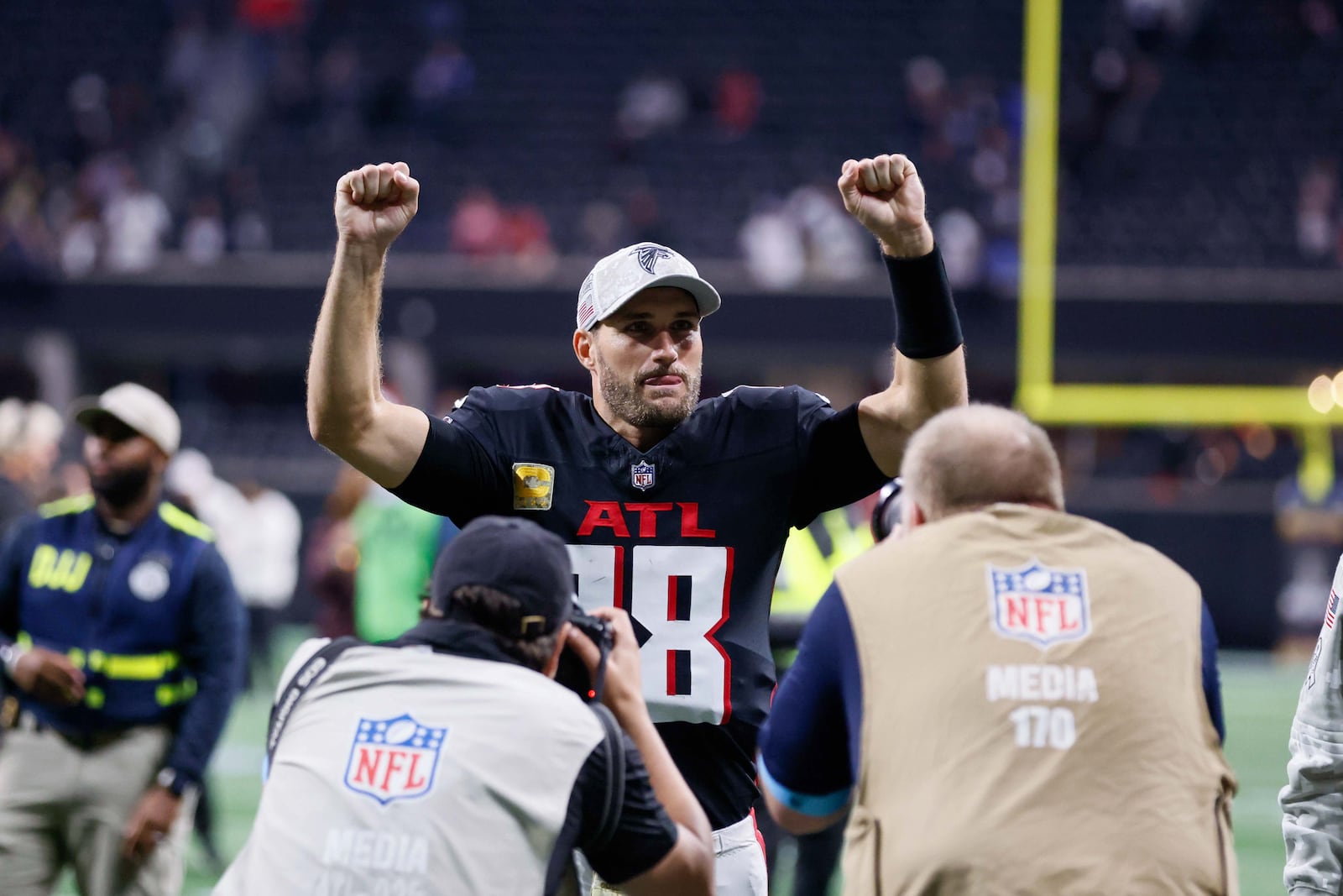 Falcons quarterback Kirk Cousins celebrates after a win over the Cowboys.