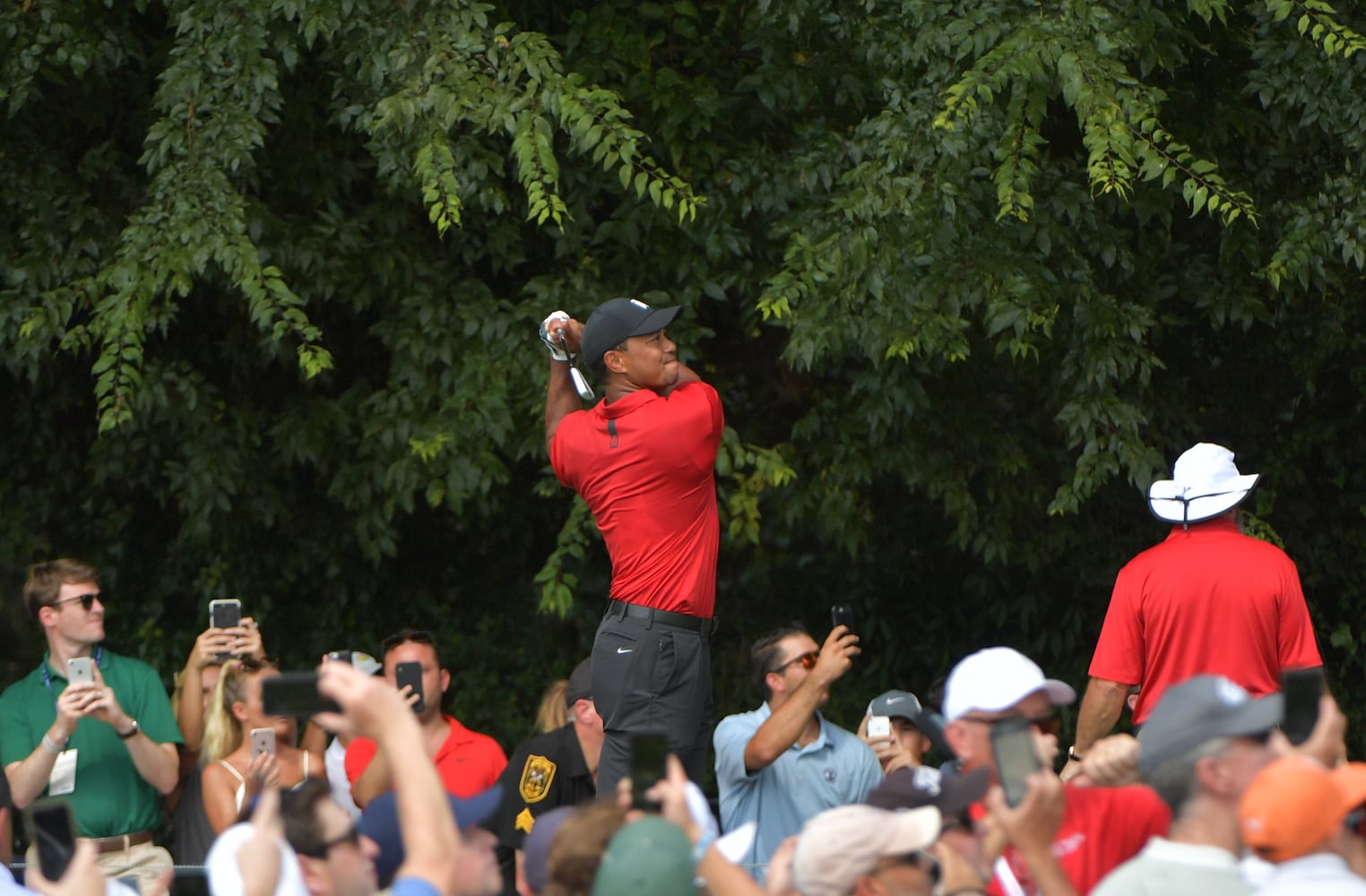 Photos: Woods’ comeback capped with Tour Championship win