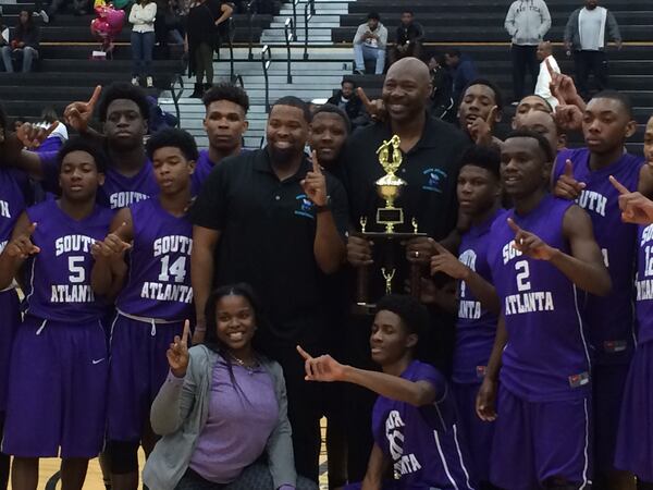 South Atlanta celebrates Region 4-AAA championship