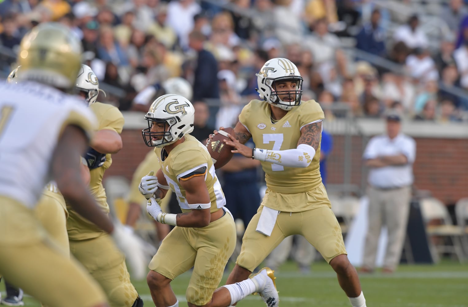 Photos: Jackets play football spring game