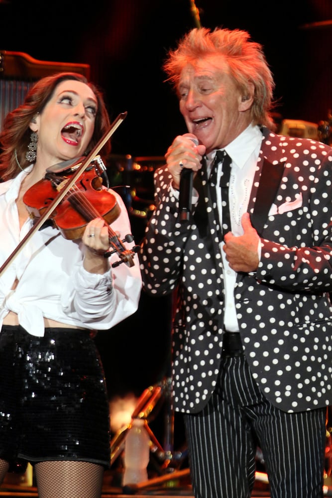 The legendary Rod Stewart energized a sold out crowd at Ameris Bank Amphitheatre on Wednesday, August 31, 2022 with Cheap Trick as the opening act.
Robb Cohen for the Atlanta Journal-Constitution