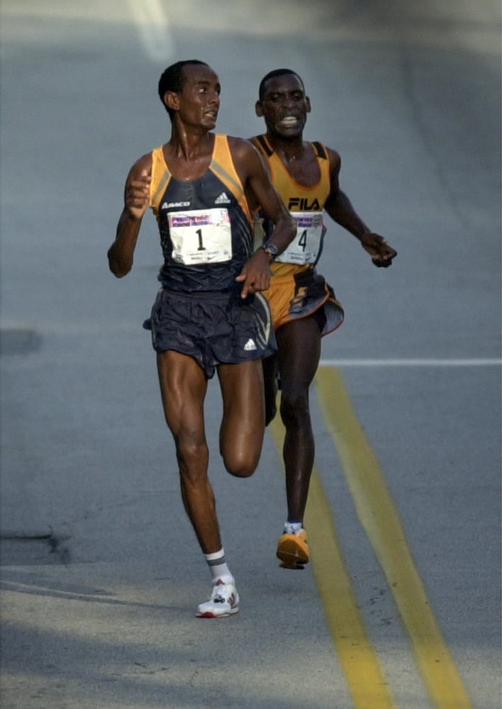 2001 -- Peachtree Road Race through the years