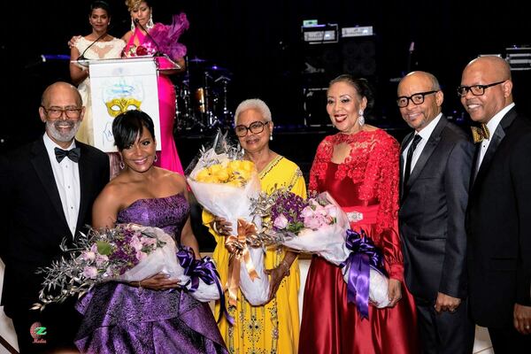 Atlanta Mayor Keisha Lance Bottoms at her inaugural UNCF Mayor’s Masked Ball with UNCF President & CEO Dr. Michael Lomax, Billye Aaron cofounder of the Ball, Carolyn Young wife of Ball co-founder Ambassador Andrew Young also founder of the Ball, Maurice Jenkins UNCF Vice President and Robert Bolton UNCF Special Events Director (Zeriba Media/Larche’ Communications LLC)