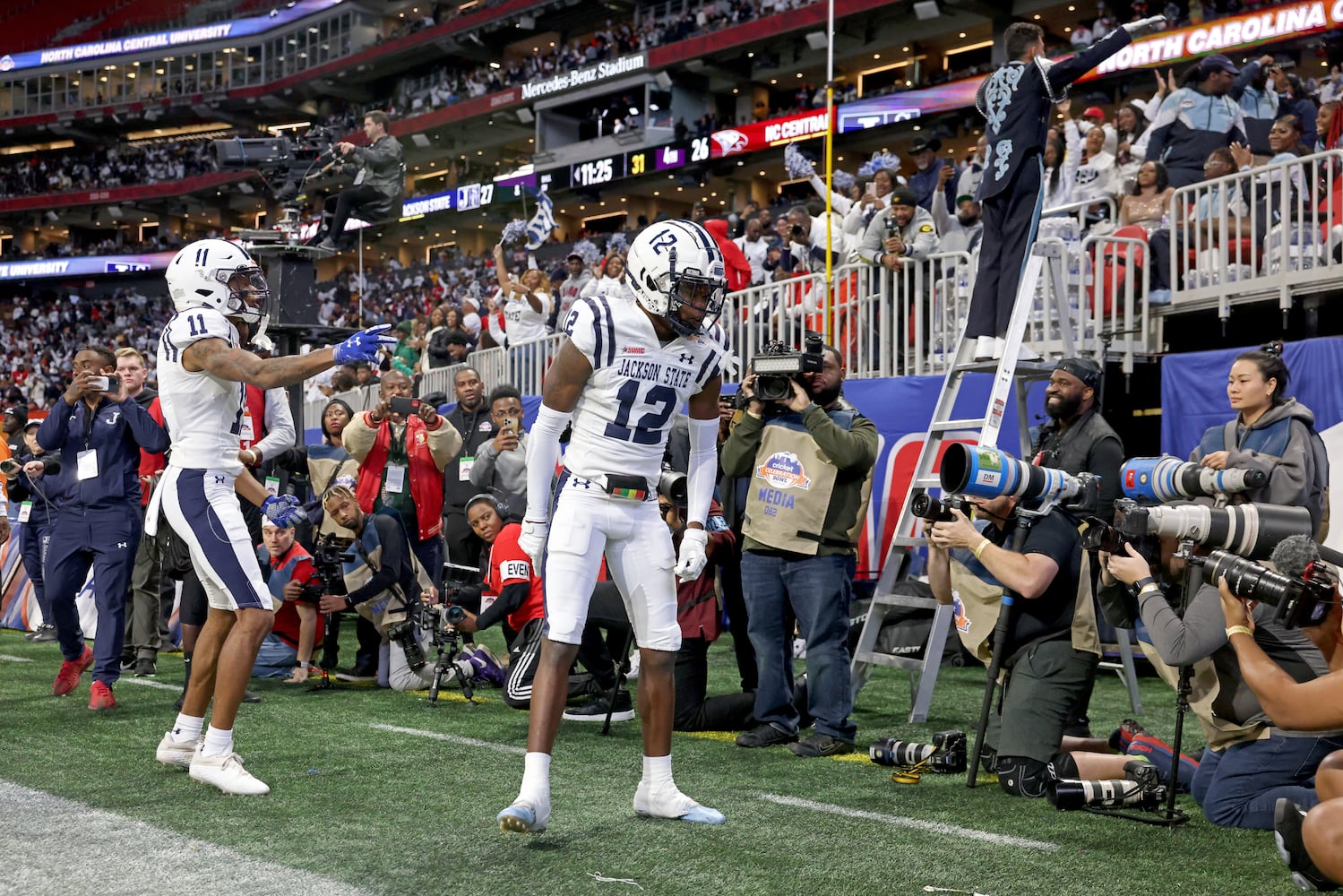 121822 CELEBRATION BOWL PHOTO