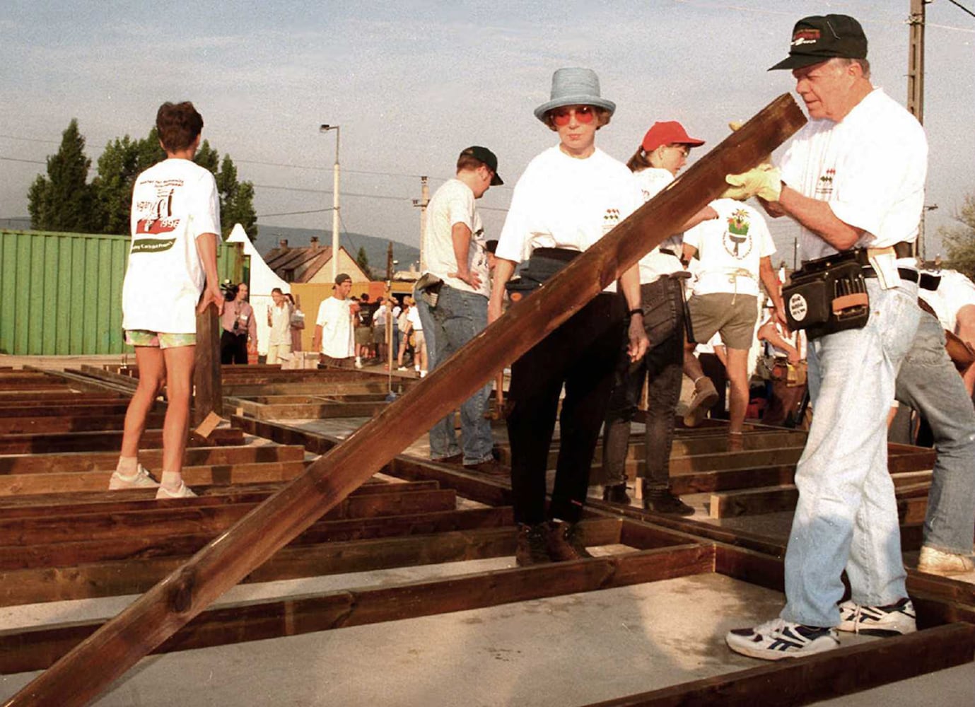 Jimmy and Rosalynn Carter's work with Habitat for Humanity