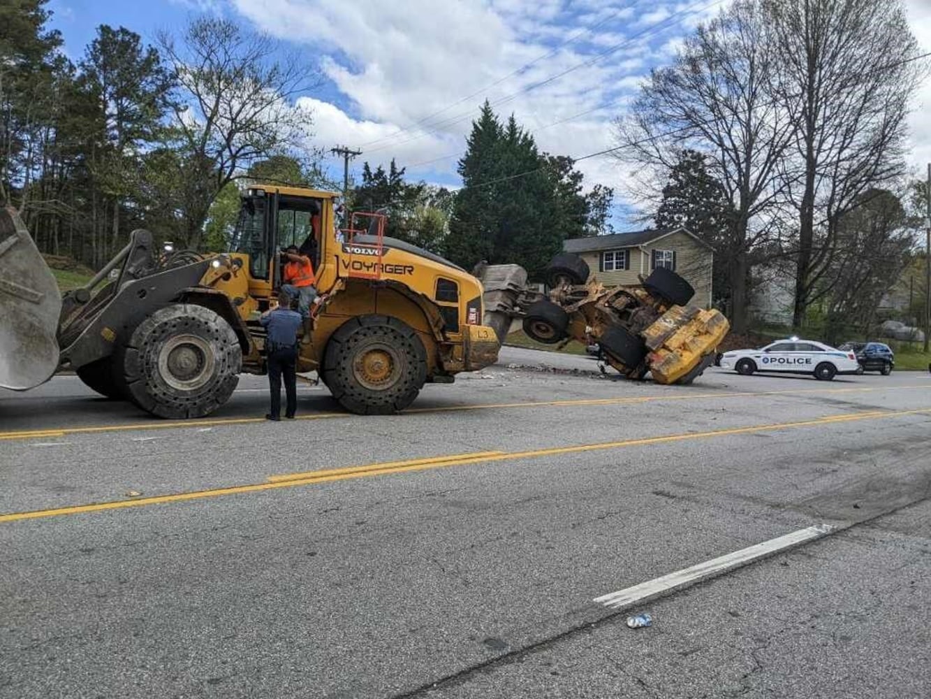 Front-end loaders clash in Gwinnett