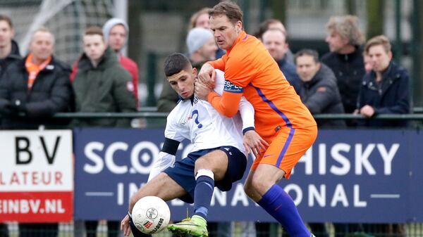 HAARLEM, NETHERLANDS - JANUARY 6: (L-R) Wadie Daouameur of Koninklijke HFC, Frank de Boer of Ex-Internationals  during the    match between Koninklijke HFC v Ex Internationals on January 6, 2018 in Haarlem Netherlands (Photo by Cees van Hoogdalem/Soccrates/Getty Images)